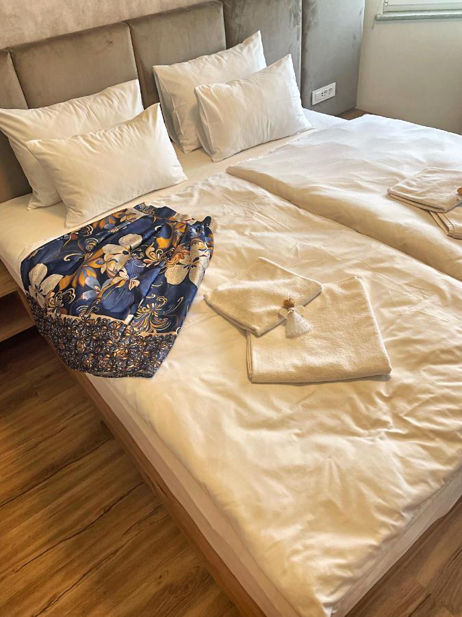 Vila Urbana Luxury Apartments Lesce  Luaran gambar
