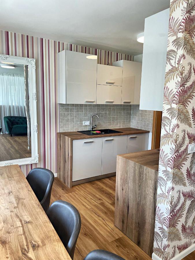 Vila Urbana Luxury Apartments Lesce  Luaran gambar