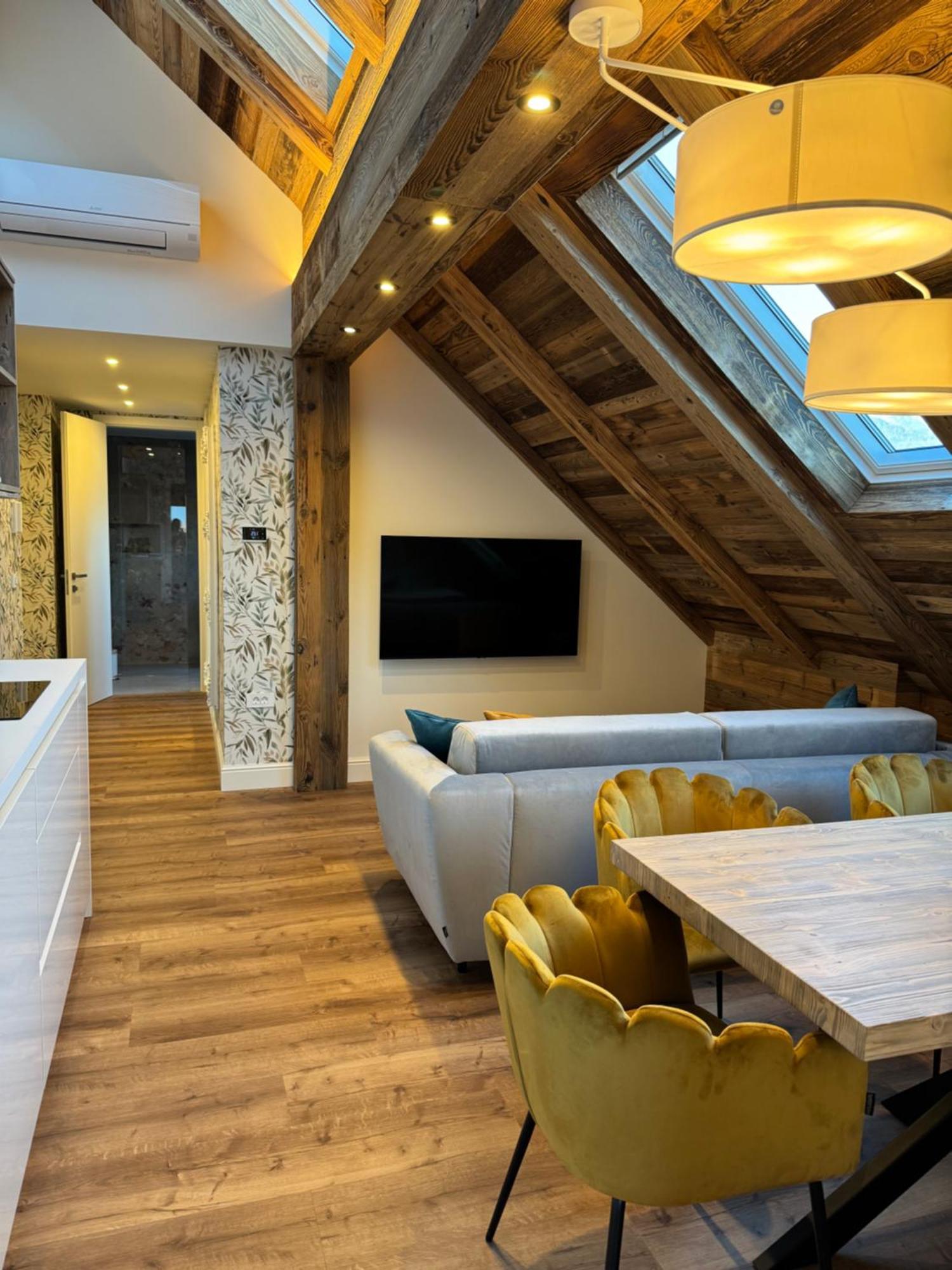 Vila Urbana Luxury Apartments Lesce  Luaran gambar